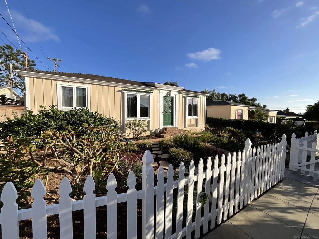 741 Arenas St, La Jolla