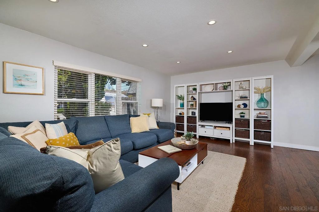 15019 Amso Street, Poway