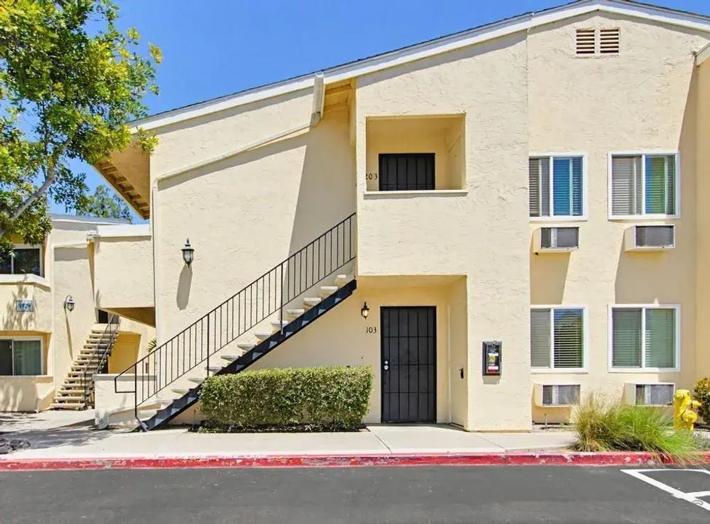 9939 Erma Rd 103, SCRIPPS RANCH