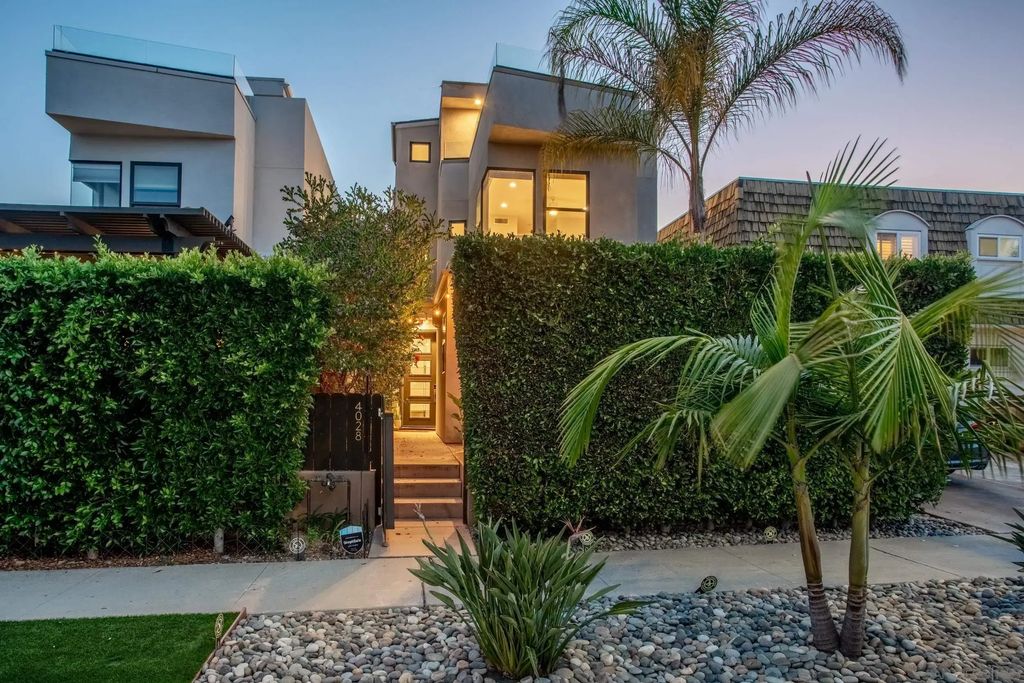 4028 Shasta St, PACIFIC BEACH