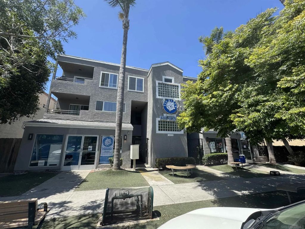 4933 Voltaire St 2, OCEAN BEACH