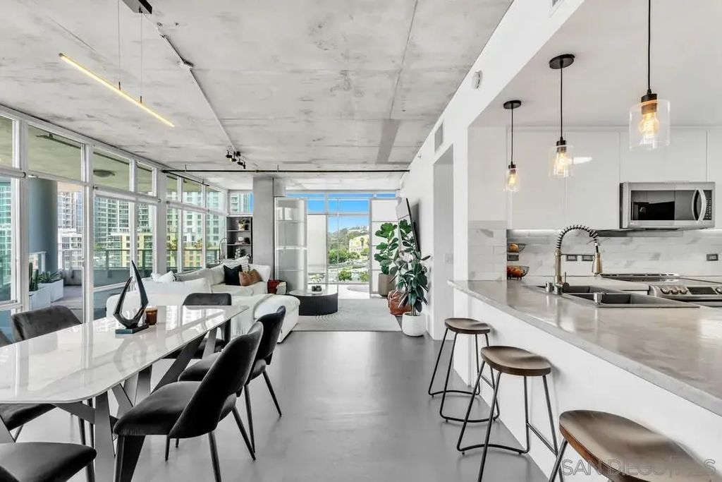 1080 Park Blvd 701, DOWNTOWN