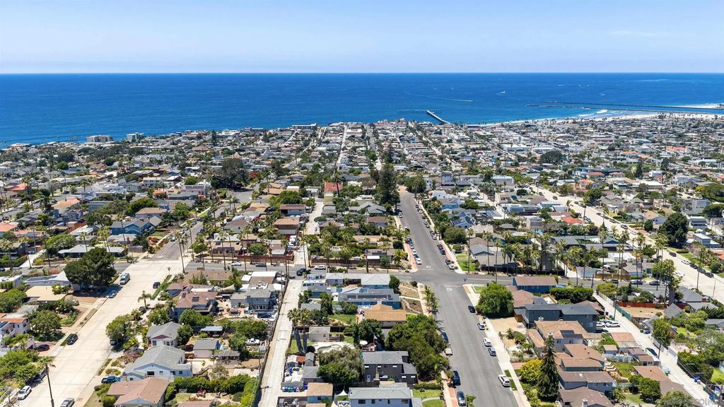 4375 Del Monte, OCEAN BEACH