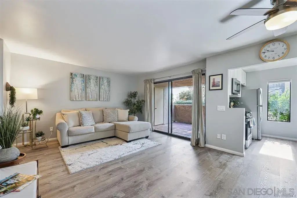 8456 New Salem St 27, MIRA MESA