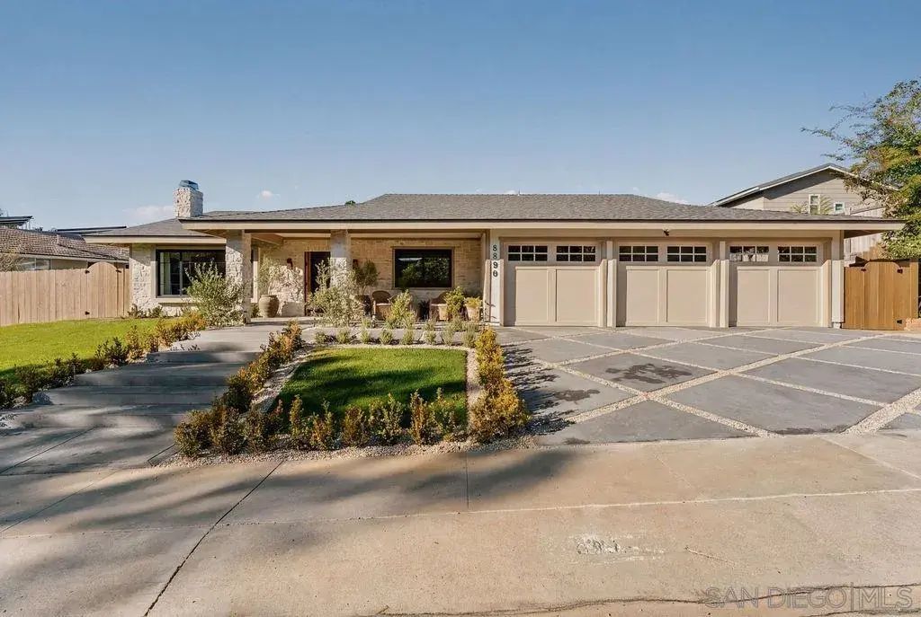 8390 Cliffridge, La Jolla