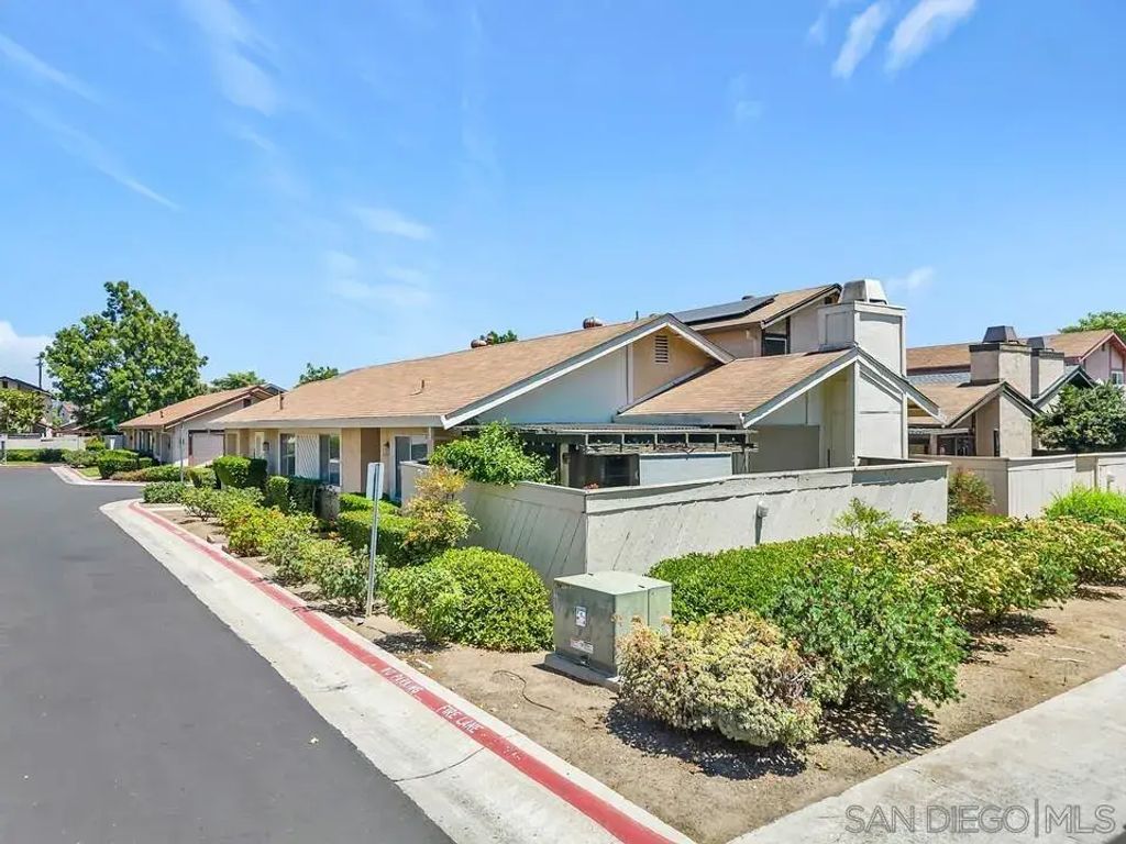 9528 Eve, Santee