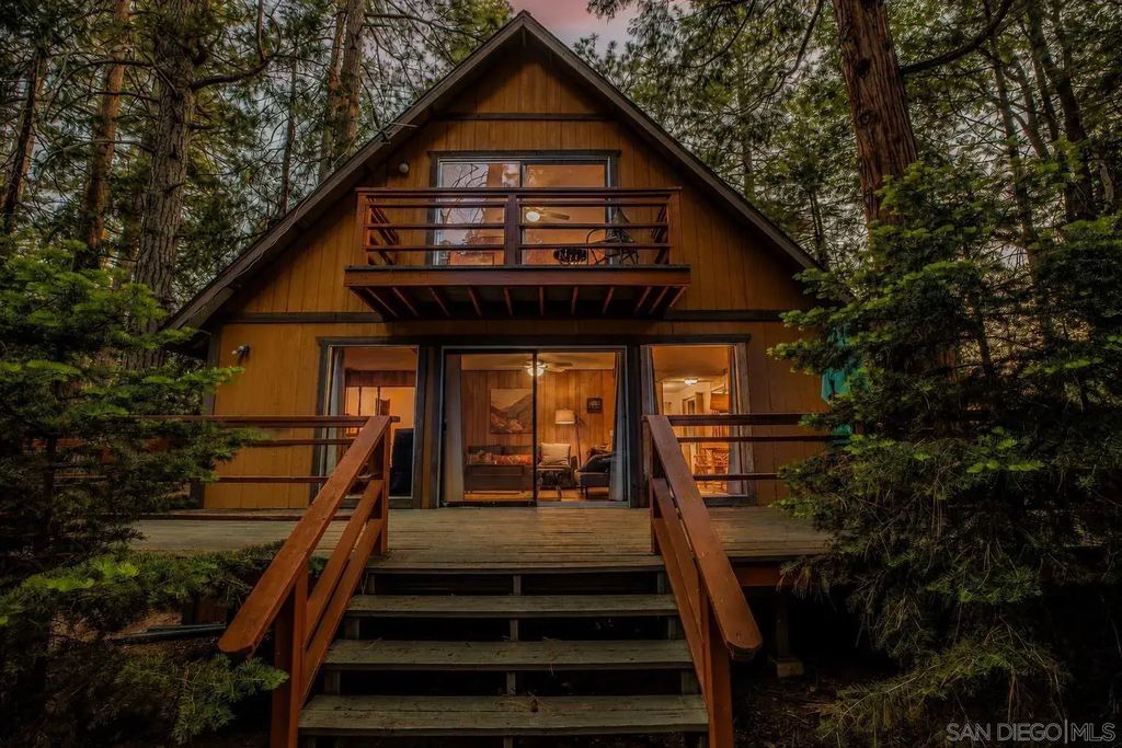52275 Sylvan Way, Idyllwild
