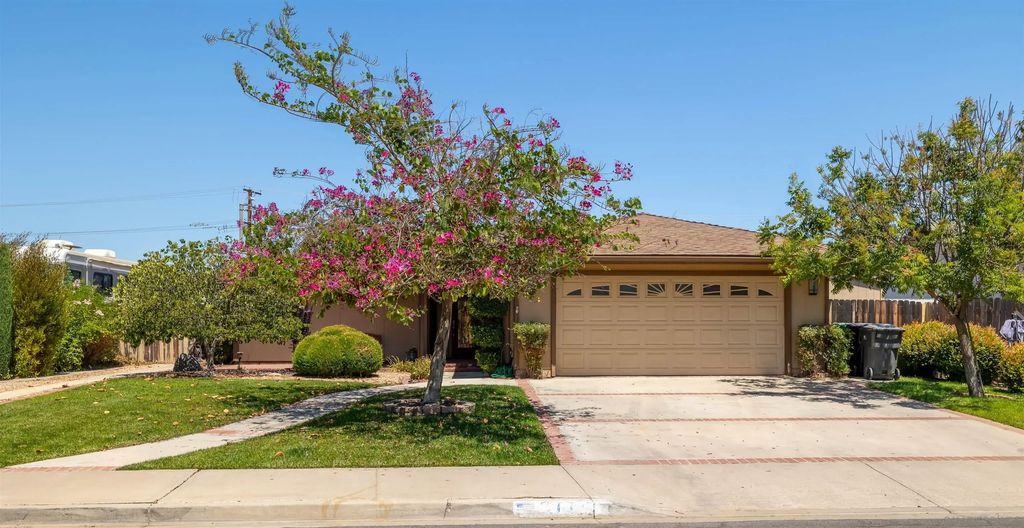 26968 Pinckney, Menifee
