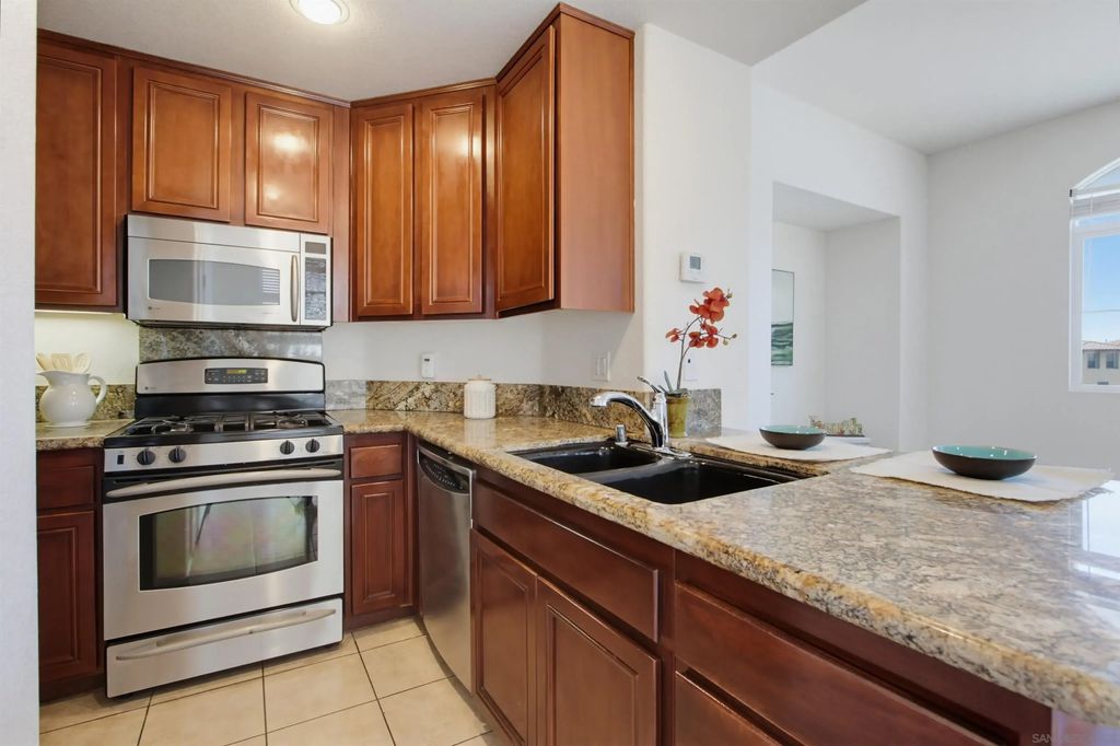 550 Almond Rd, San Marcos