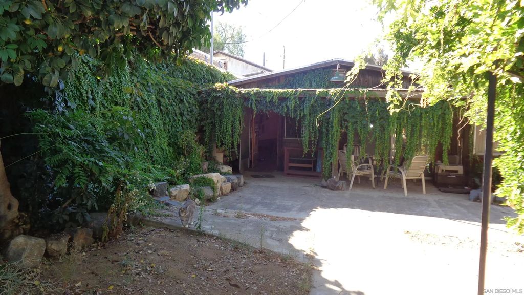 29010 Lilac Rd., Valley Center