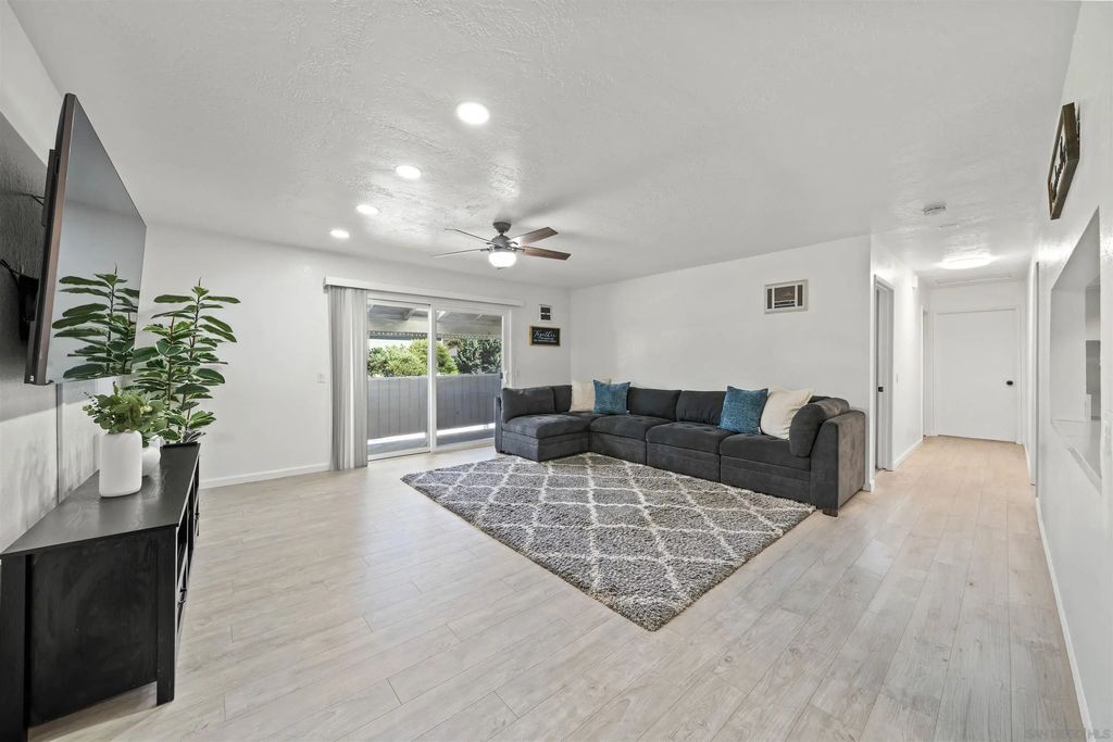 598 Telegraph Canyon Rd D, Chula Vista
