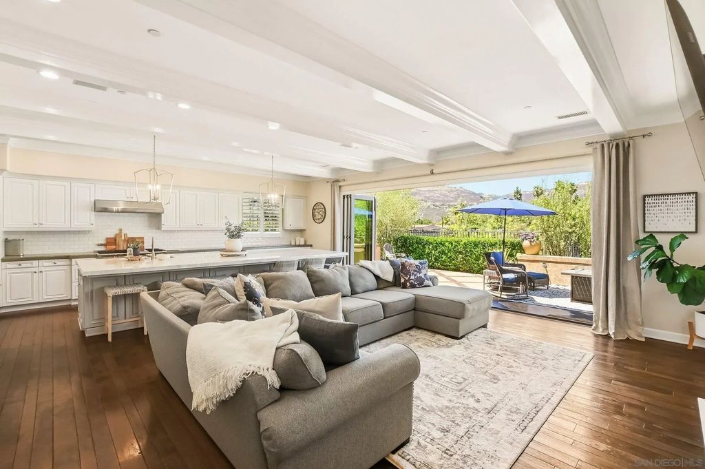 8114 Lazy River Rd, RANCHO SANTA FE