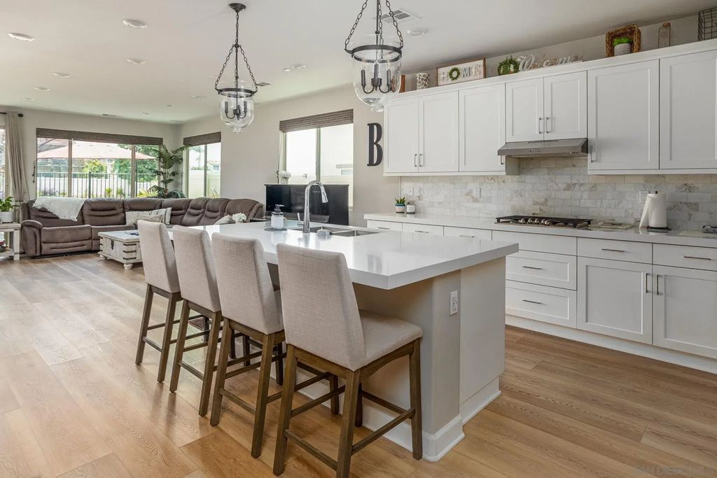 2054 Bruno Place, Escondido