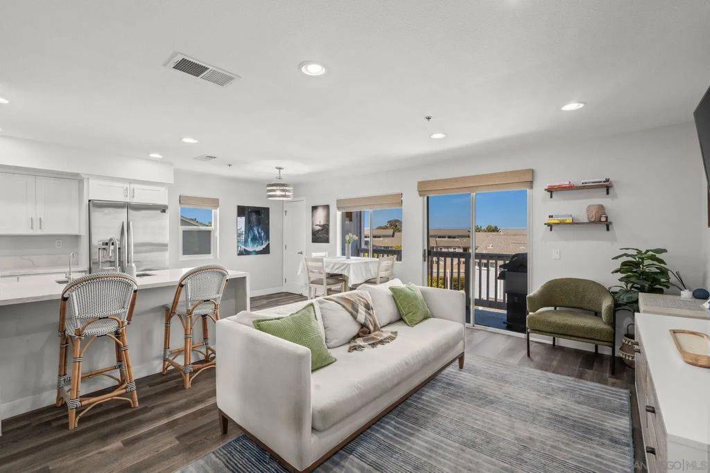 103 Mangano, Encinitas