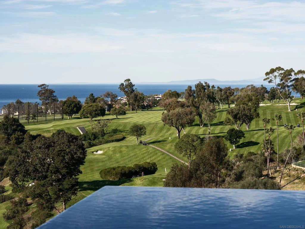 6627 Muirlands Dr, La Jolla