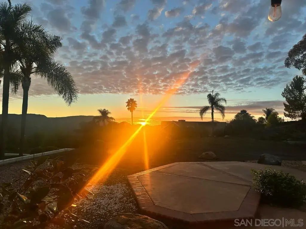 2237 Eucalyptus Ave., Escondido