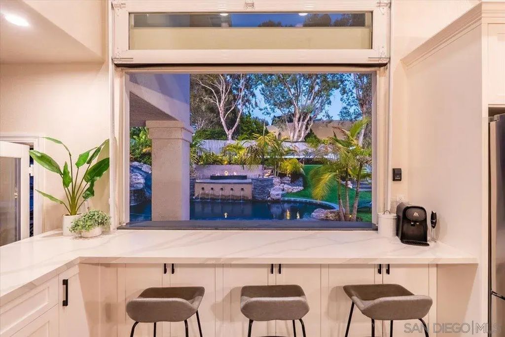 4250 Clearview Dr, Carlsbad