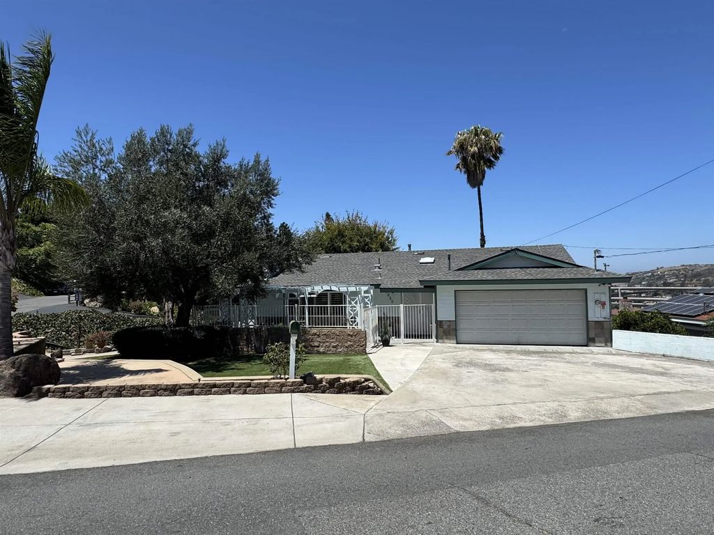 3606 Hartzel Dr, Spring Valley