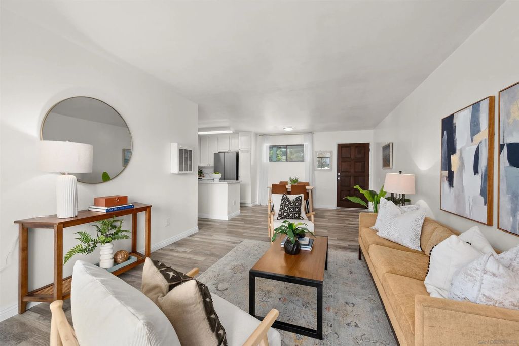2605 Pico Pl 215, Pacific Beach