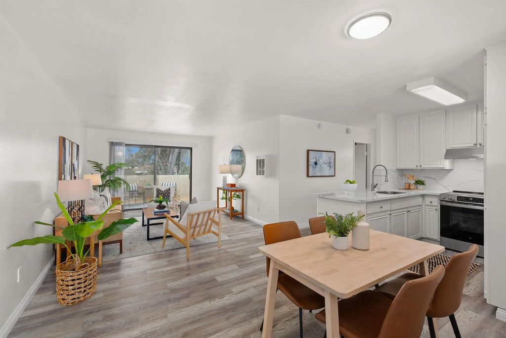 2605 Pico Pl 215, Pacific Beach
