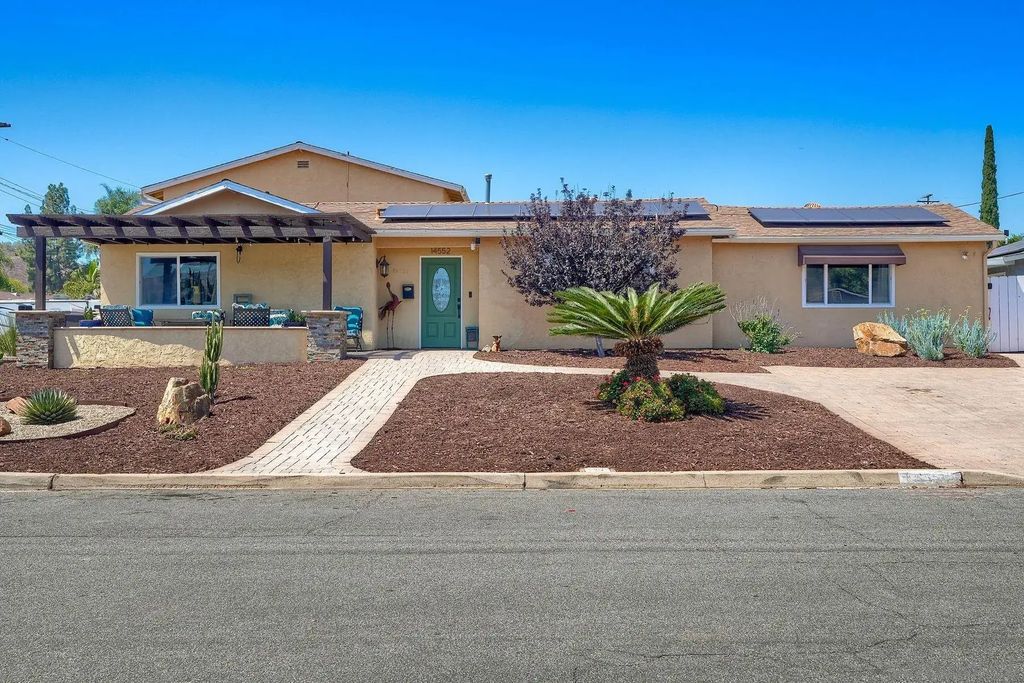 14552 Topsham Street, Poway