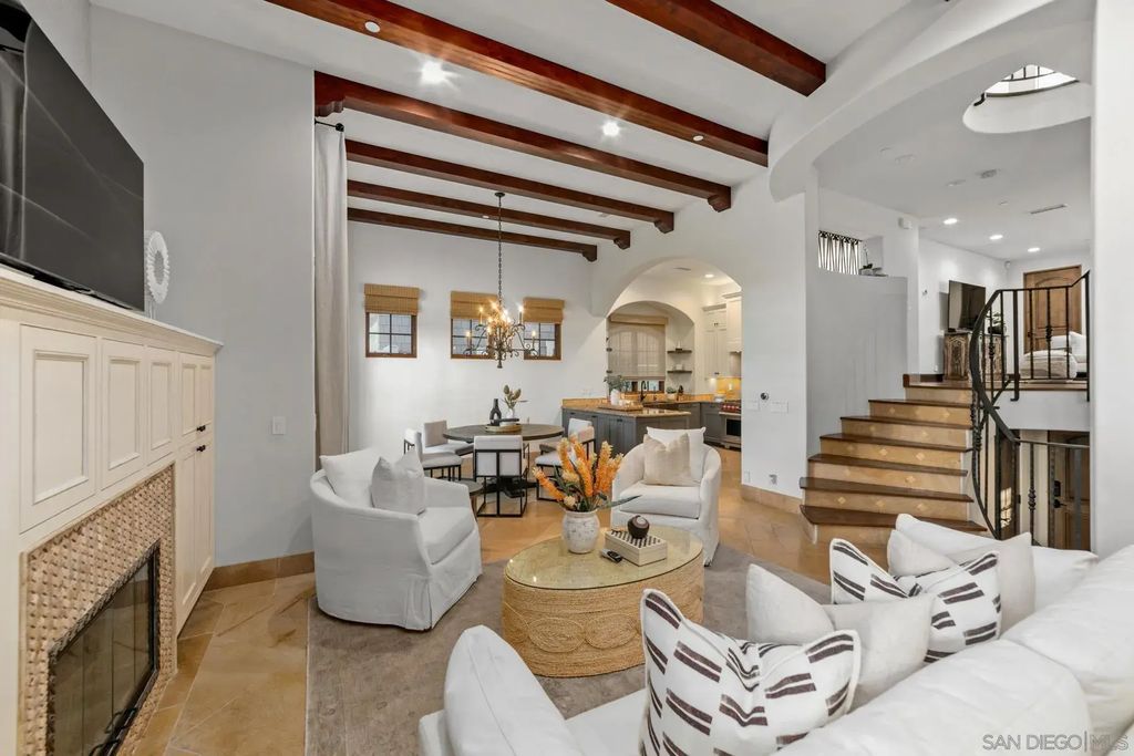 937 F Ave, Coronado