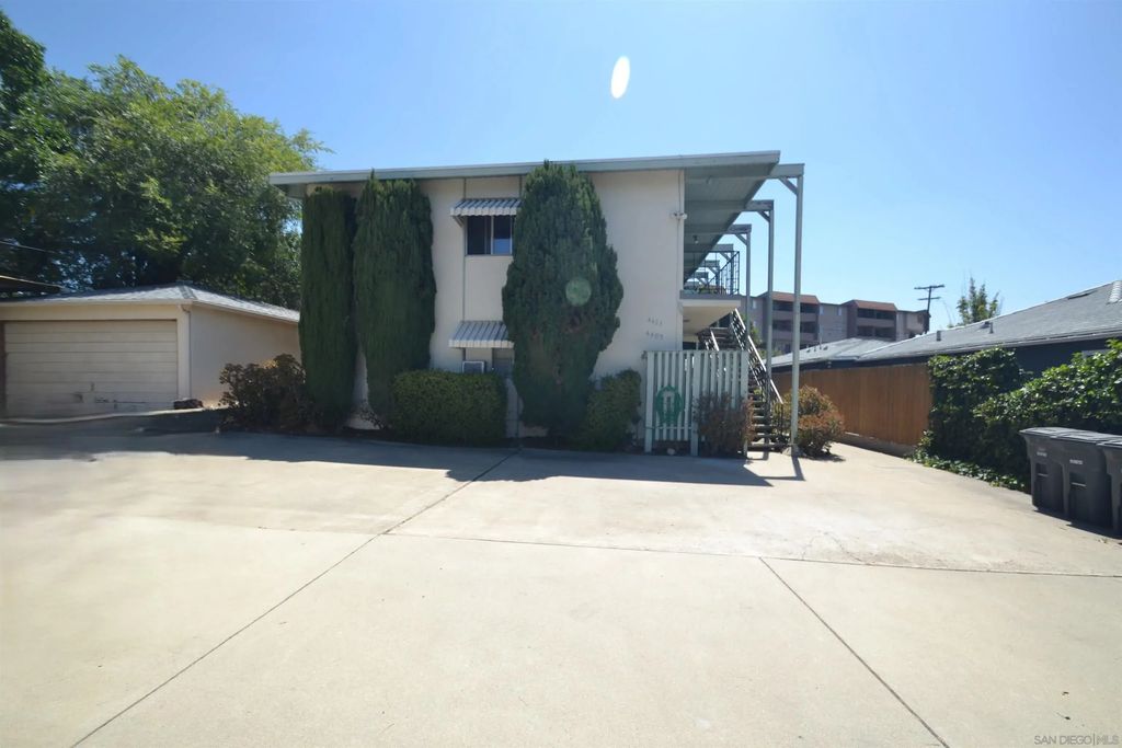 4483-85 Palm Avenue, La Mesa