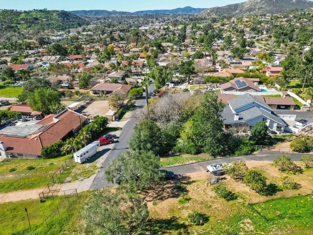 43 Carlson Ct, Poway