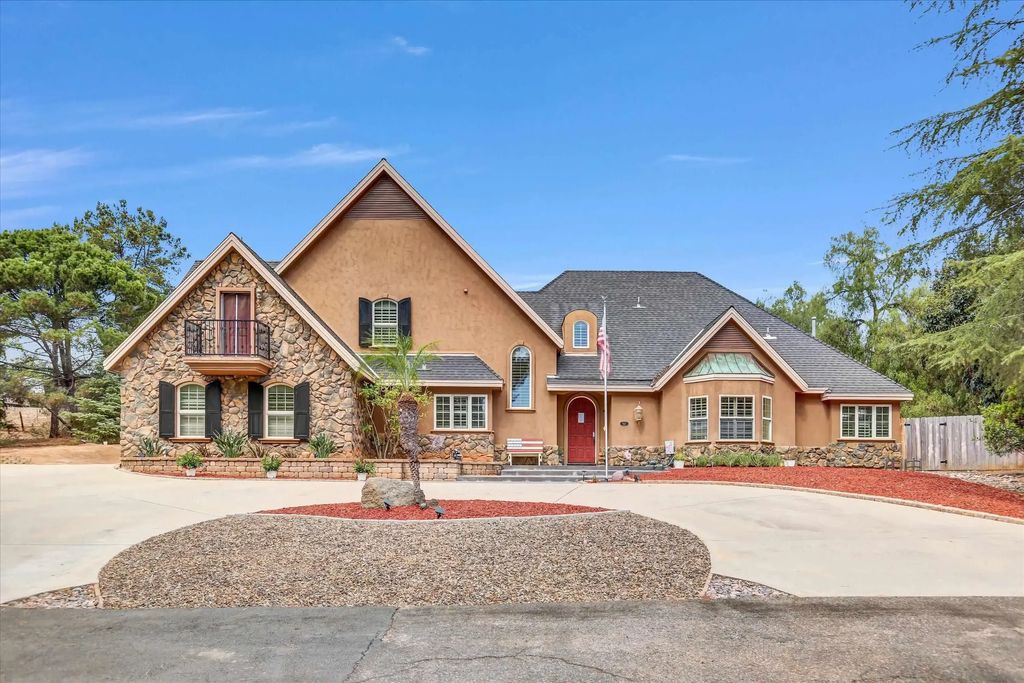 882 Alpine Heights Rd, Alpine