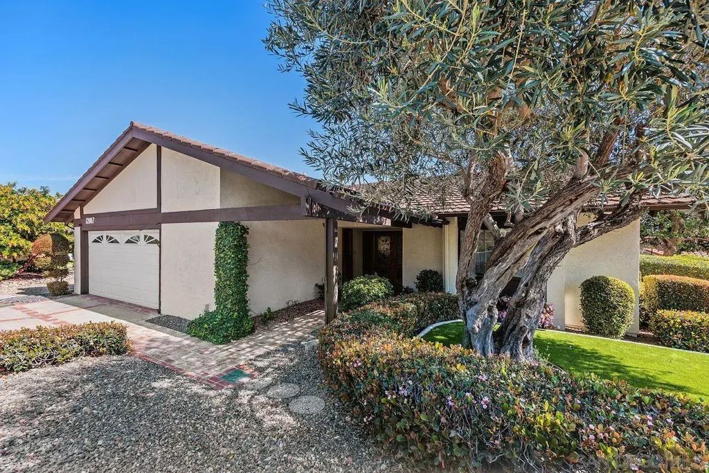12007 Bajada Rd, RANCHO BERNARDO