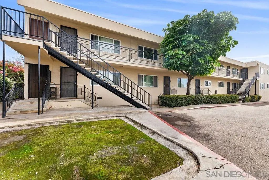 4415 Rosebud Ln, La Mesa