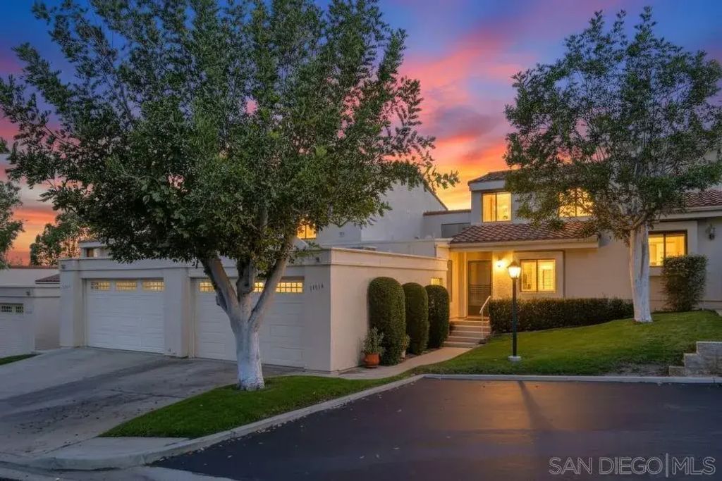 17814 Villamoura Dr, Poway