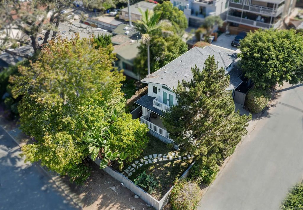 2287 Manchester Ave., Cardiff By The Sea