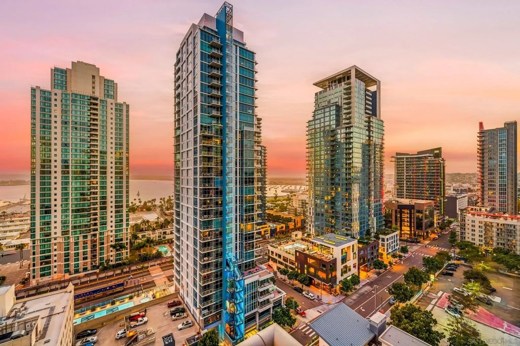 1240 India Street 1800, DOWNTOWN
