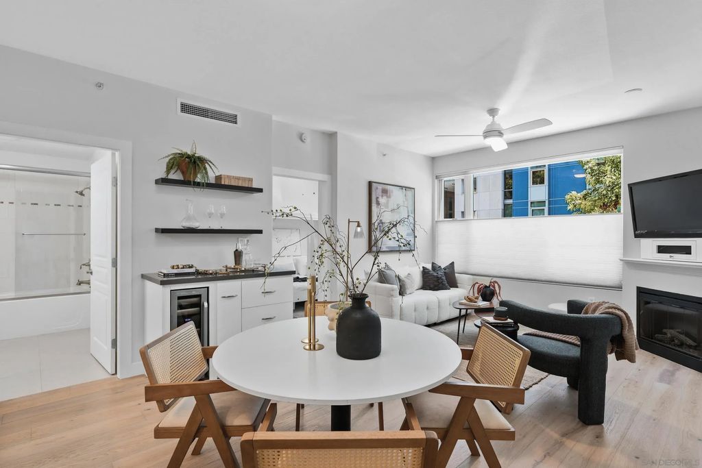 1580 Union St 101, DOWNTOWN