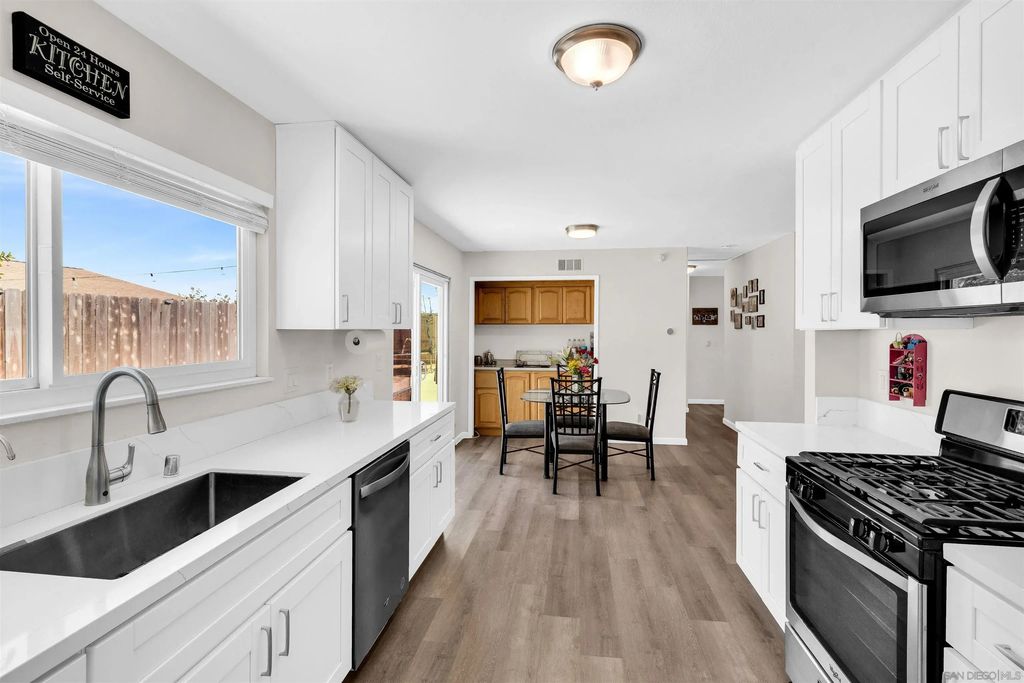4077 Marcwade, SAN DIEGO
