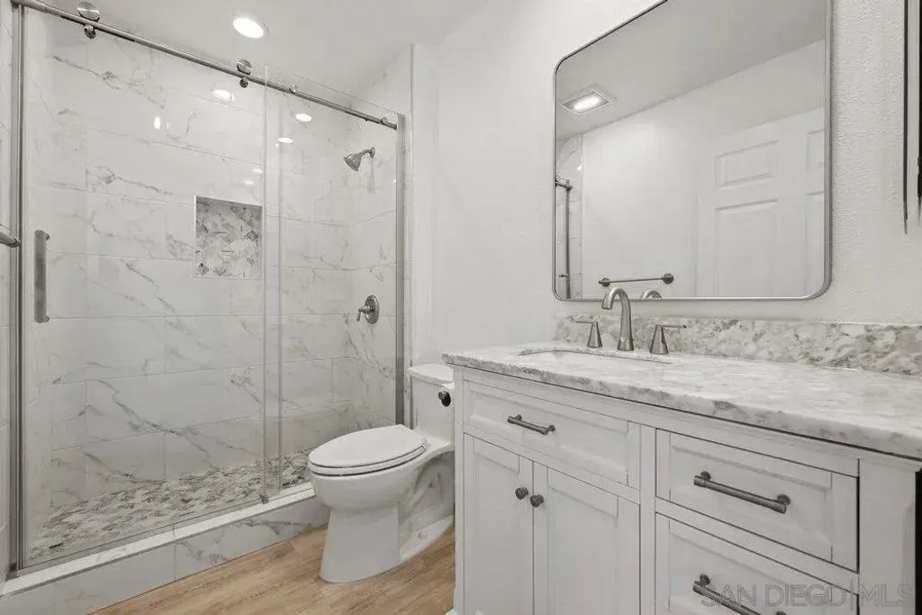 155 Rosebay Dr 40, Encinitas