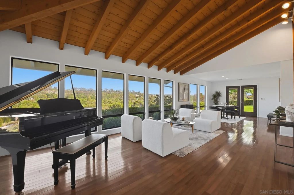 4165 Manchester Ave, Encinitas