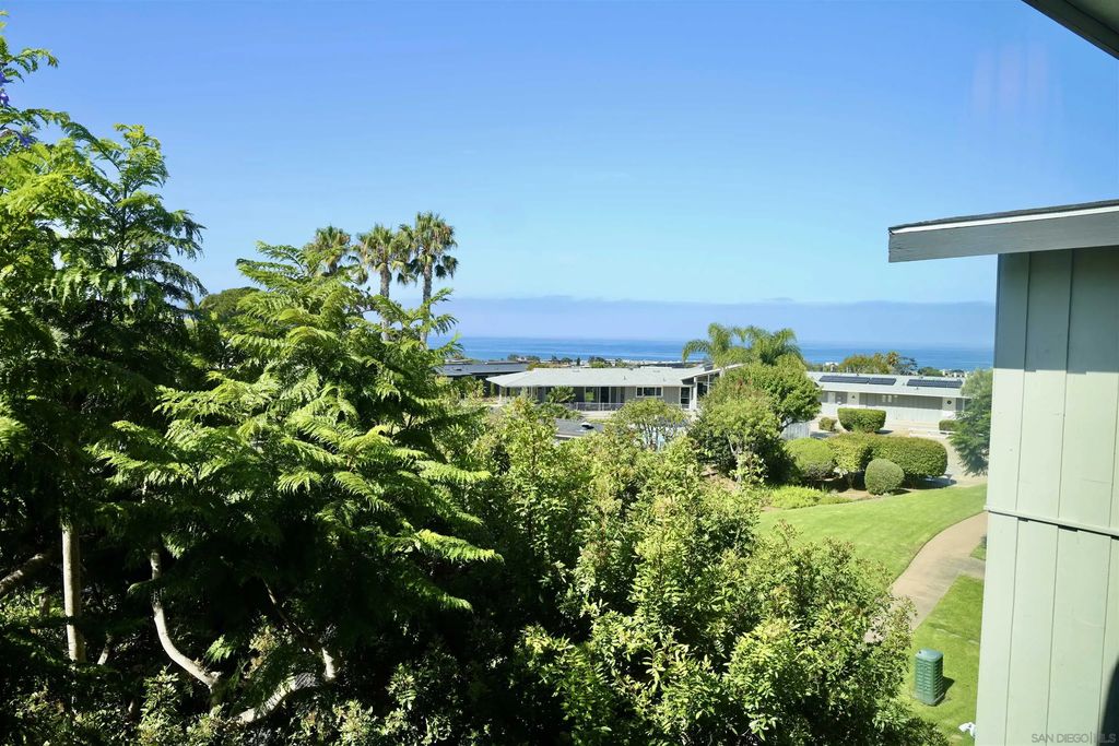 620 W Solana Circle 3g, Solana Beach