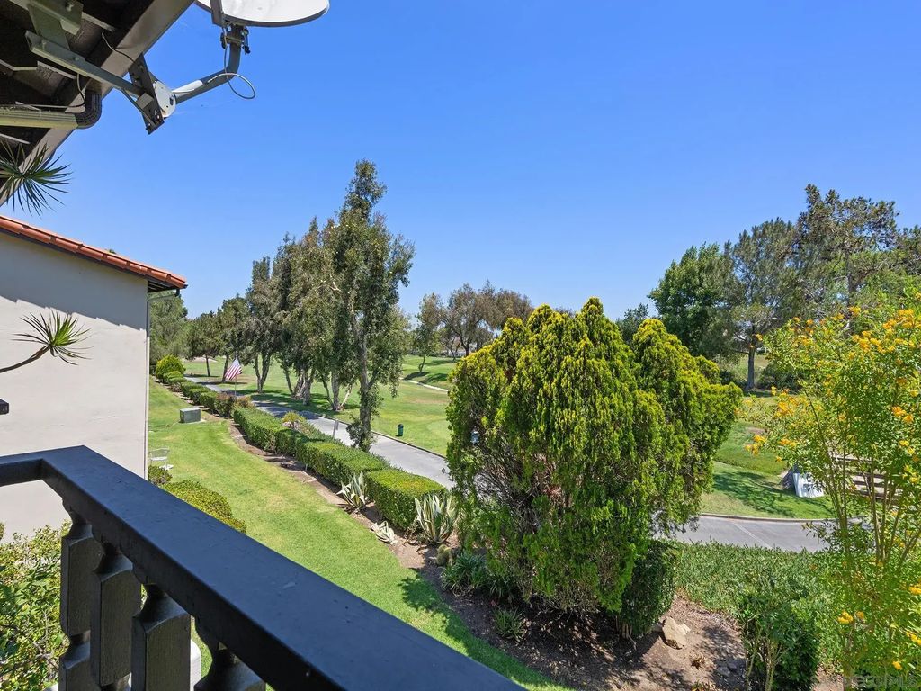 12140 Rancho Bernardo Dr B, RANCHO BERNARDO
