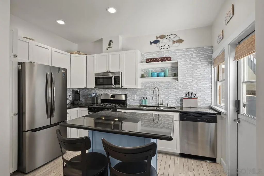 1106 4th Street 4, Coronado