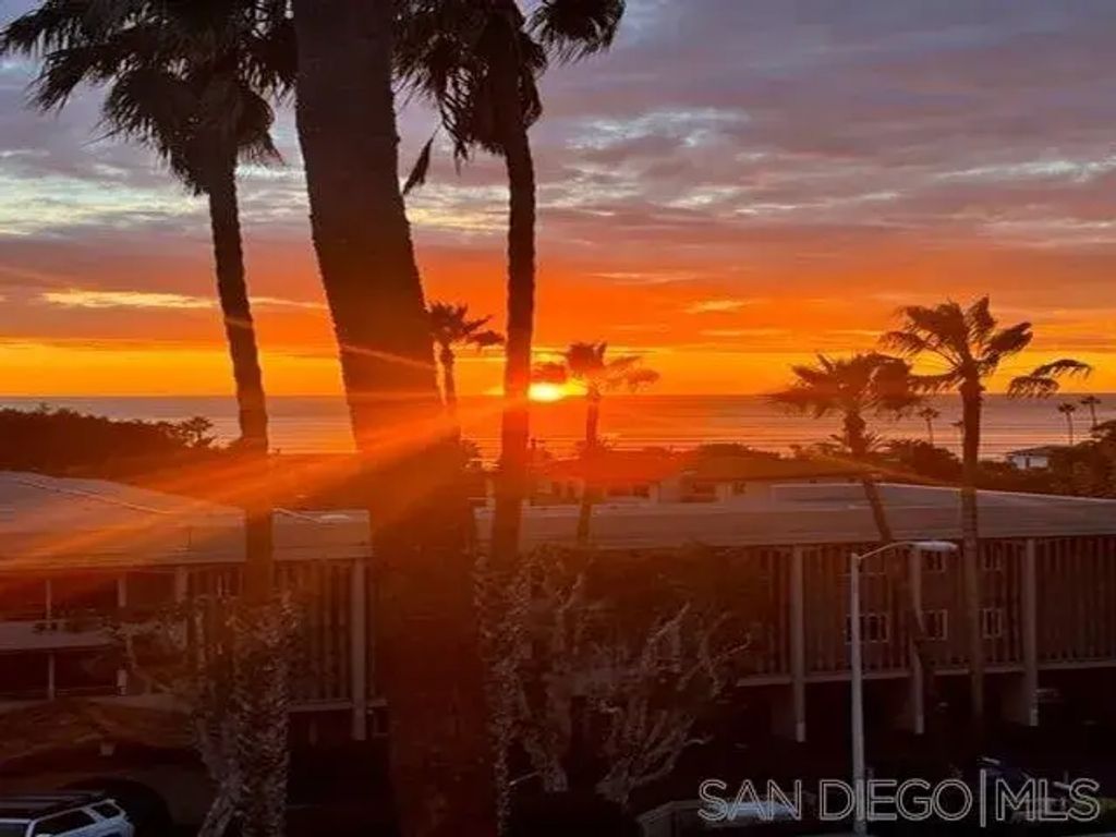 727 Sapphire Street 405, PACIFIC BEACH