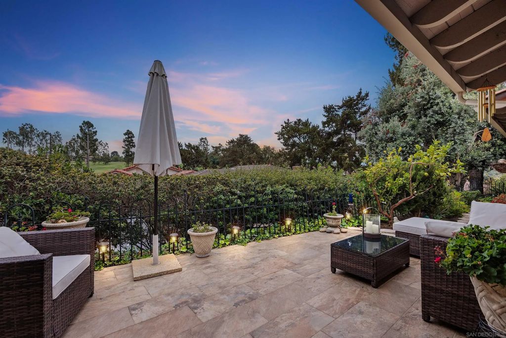 115 Vallarta Ct, Solana Beach