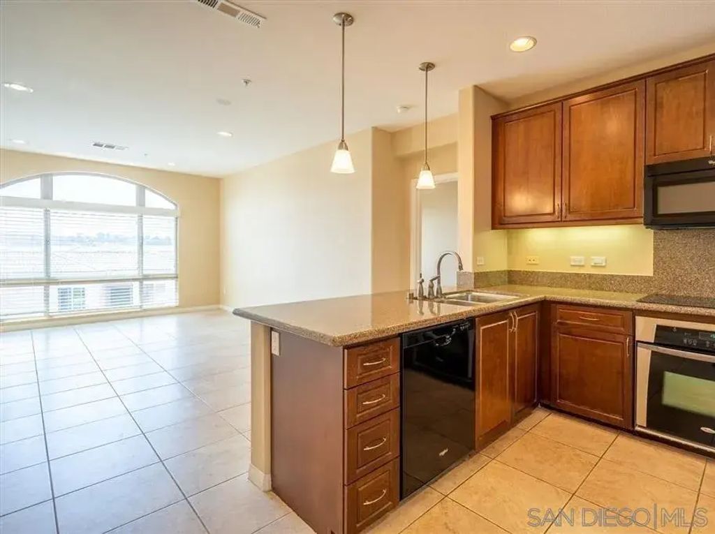 3887 Pell 415, CARMEL VALLEY