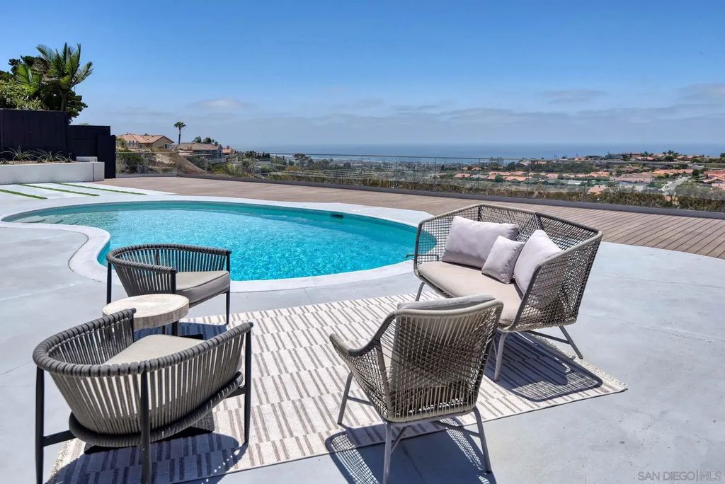 2222 Bahia Dr, La Jolla