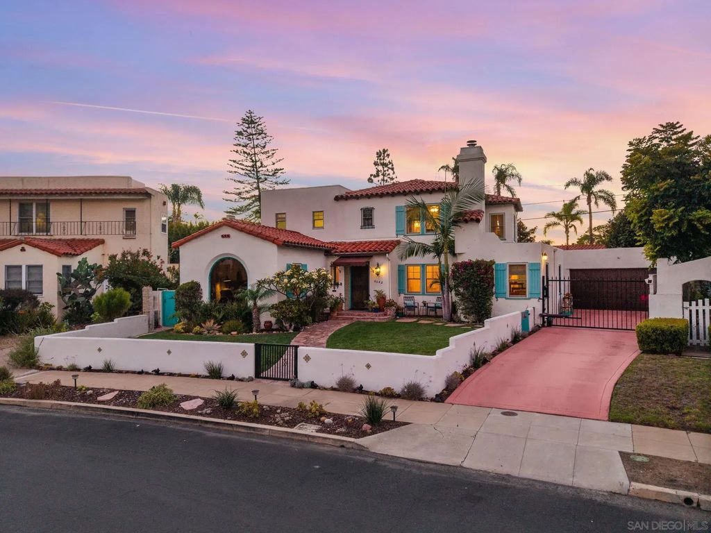4642 E Talmadge Drive, KENSINGTON