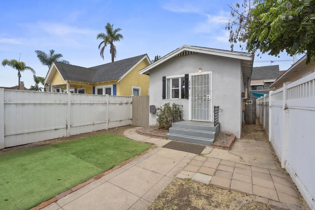 278 C Ave, Coronado