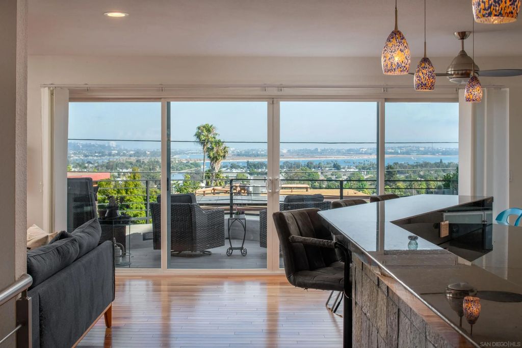 4922 Randall St, PACIFIC BEACH