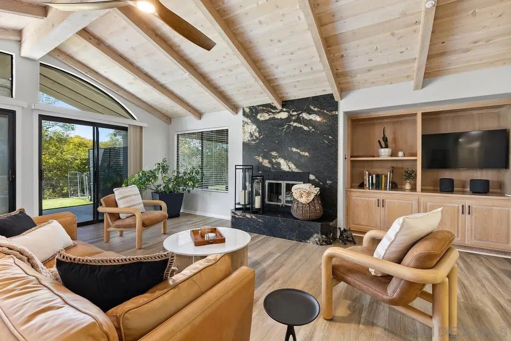 3064 Live Oak Park Rd, Fallbrook