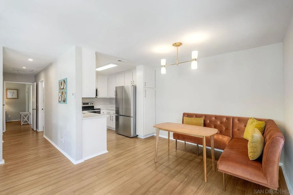 1906 Park Dale Ln, Encinitas